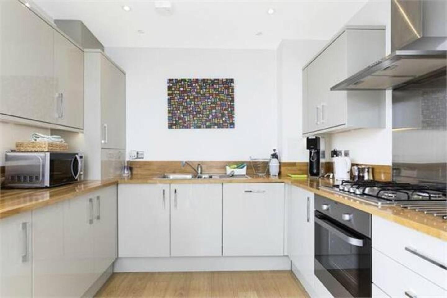 2-bed Terrace Flat Close To Tower Bridge * Londra
